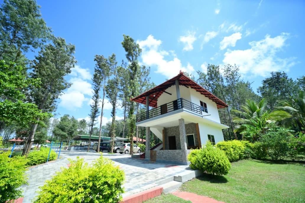 Sipayi Resort Coorg Kushalnagar Exterior photo